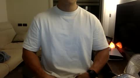 jamesmo820913 online show from 11/09/25, 02:37