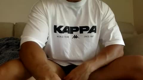 jamesmo820913 online show from 11/12/25, 04:02