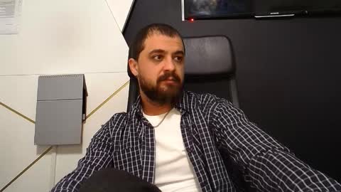 JamesMyers online show from 10/12/25, 04:33