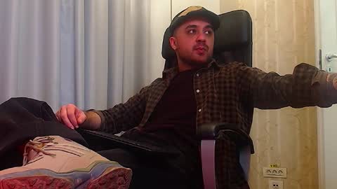 JamesMyers online show from 12/15/25, 07:01