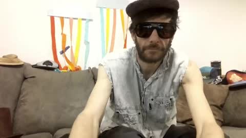 Snapshot of jamesonwest1987 chatting on 05/31/26, 02:42 Explore with me online show from 05/31/26, 02:42