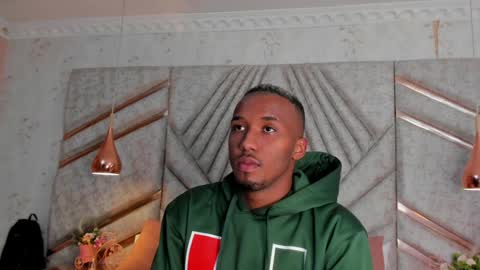 Snapshot of jamesparck chatting on 12/27/24, 12:34 James online show from 12/27/24, 12:34