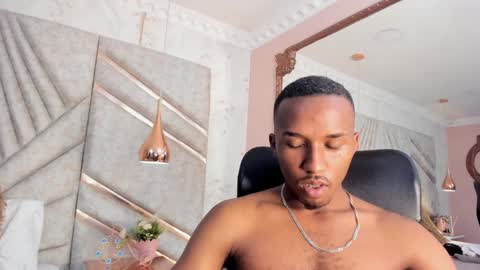 Snapshot of jamesparck chatting on 01/12/25, 06:27 James online show from 01/12/25, 06:27