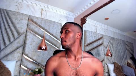 Snapshot of jamesparck chatting on 01/23/25, 02:50 James online show from 01/23/25, 02:50