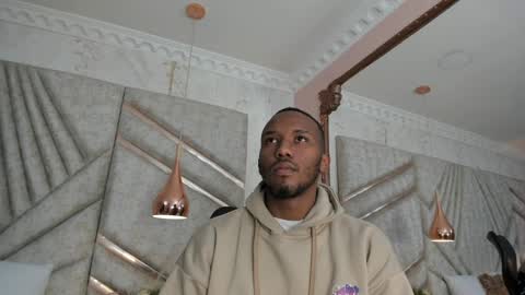 Snapshot of jamesparck chatting on 01/31/25, 12:18 James online show from 01/31/25, 12:18