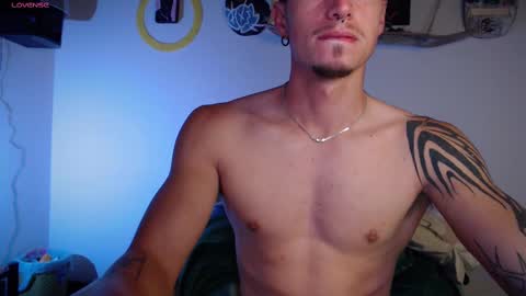 jamesss____ online show from 09/25/25, 11:08