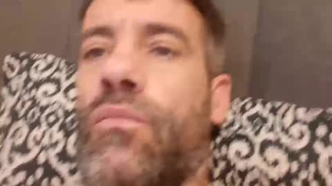 Snapshot of jamie198307 chatting on 10/20/25, 05:24 jamie198307 online show from 10/20/25, 05:24