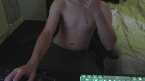 Snapshot of jamie2687 chatting on 12/01/25, 02:22 jamie2687 online show from 12/01/25, 02:22