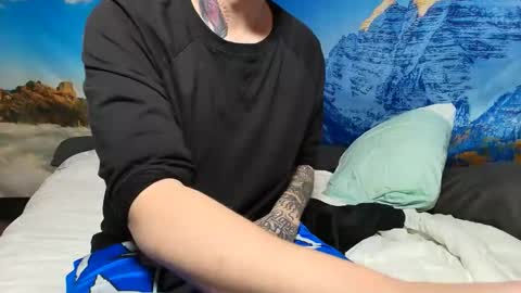 OF - Jamiejordans online show from 12/03/25, 08:45