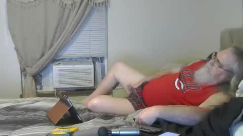 Snapshot of jamielove1975 chatting on 04/01/26, 02:12 jamielove1975 online show from 04/01/26, 02:12