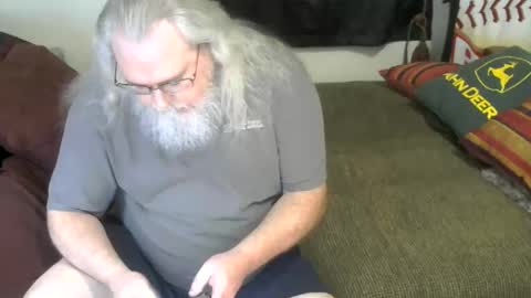 Snapshot of jamielove1975 chatting on 05/27/26, 05:10 jamielove1975 online show from 05/27/26, 05:10