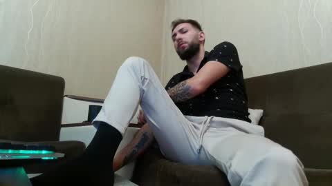 Snapshot of jamienoxus chatting on 02/08/25, 03:30 Robbie online show from 02/08/25, 03:30