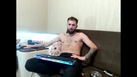 Snapshot of jamienoxus chatting on 02/16/25, 09:15 Robbie online show from 02/16/25, 09:15