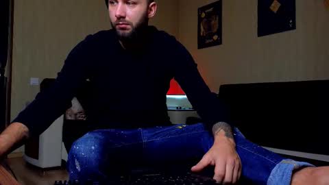 Snapshot of jamienoxus chatting on 10/20/25, 05:41 Robbie online show from 10/20/25, 05:41