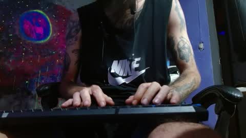 Jammes. online show from 02/06/25, 05:25