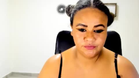 jan_milkhot online show from 05/25/26, 01:44