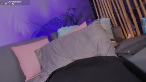 Danna varisheli online show from 12/29/24, 09:39