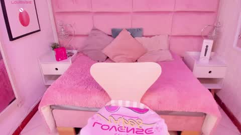 Janah Myers online show from 04/01/26, 07:33