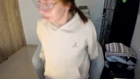 Snapshot of jane_ady chatting on 12/04/24, 11:02 jane_ady online show from 12/04/24, 11:02