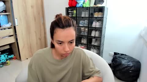 Snapshot of jane_ady chatting on 02/20/25, 05:29 jane_ady online show from 02/20/25, 05:29