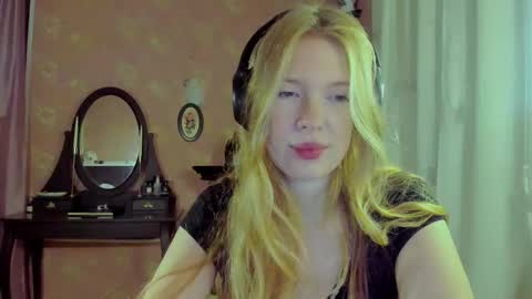 Star online show from 11/17/25, 10:48