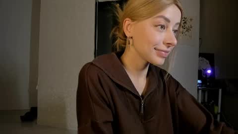 Jane online show from 03/08/25, 08:35