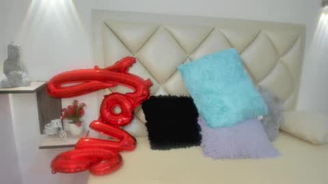 Snapshot of jane_clouds chatting on 02/15/25, 07:27 JANE CLOUDS online show from 02/15/25, 07:27