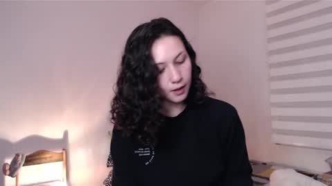Snapshot of jane_r chatting on 12/03/24, 10:40 Jane online show from 12/03/24, 10:40
