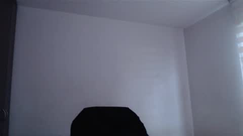 Snapshot of jane_r chatting on 12/12/24, 10:09 Jane online show from 12/12/24, 10:09