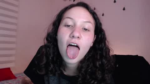 Snapshot of jane_r chatting on 01/20/25, 11:21 Jane online show from 01/20/25, 11:21