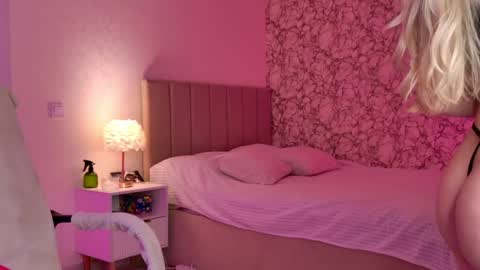 jane suckss online show from 04/10/26, 04:01