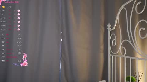 Jennifer  online show from 02/15/25, 08:11