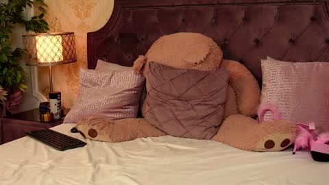 JaneDevine online show from 01/27/25, 08:51