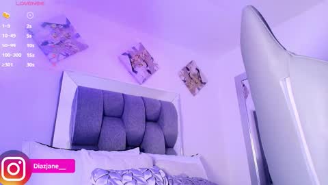 Jennifer online show from 02/25/26, 09:24