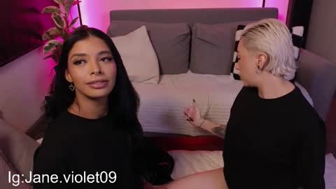 Jane online show from 10/02/25, 12:17