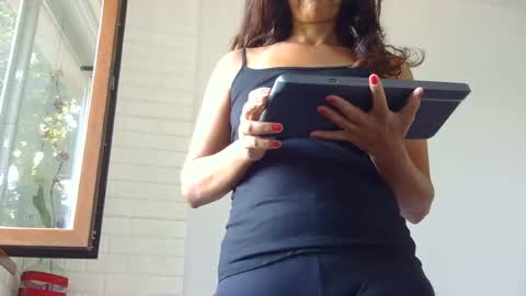 Snapshot of janehotmilf chatting on 07/05/26, 05:58 janehotmilf online show from 07/05/26, 05:58