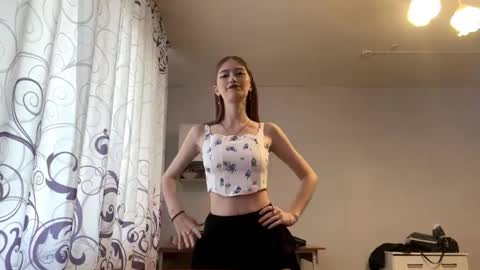 Snapshot of janenegearhart chatting on 05/18/26, 01:06 Kate online show from 05/18/26, 01:06
