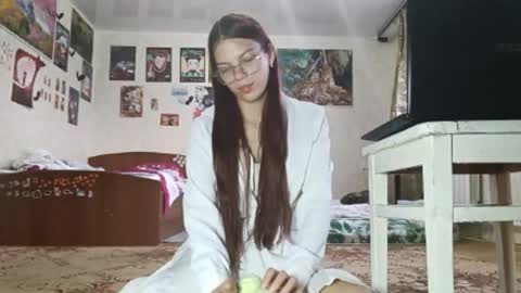 Sofia online show from 05/20/26, 05:19