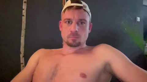 Snapshot of janettarobin chatting on 03/02/26, 11:55 RoJan online show from 03/02/26, 11:55