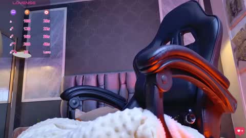 janettejones_ online show from 09/25/25, 03:54