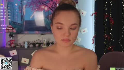 Hi Im Alice and here youll find something online show from 04/18/26, 07:56