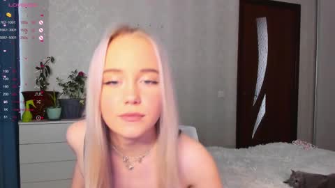 Snapshot of janice_sweet chatting on 05/13/26, 03:15 Janice online show from 05/13/26, 03:15