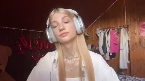 Elsa online show from 06/23/26, 08:23
