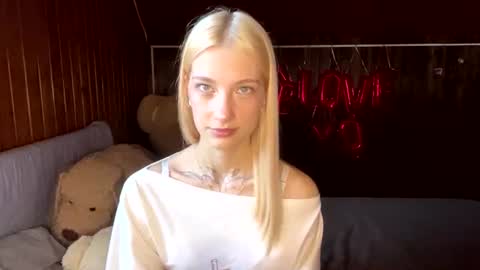 Elsa online show from 07/18/26, 08:07