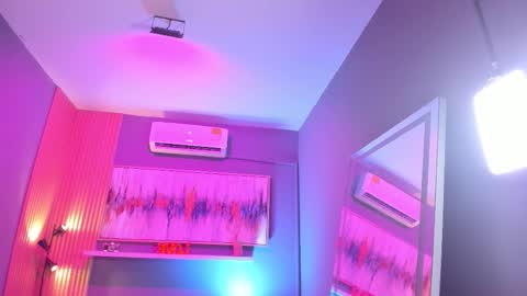 Janinne  online show from 02/10/26, 11:03