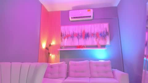 Janinne  online show from 02/20/26, 11:00