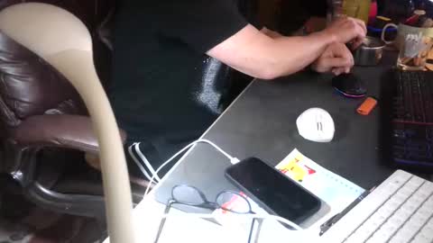 janko online show from 12/15/25, 06:06