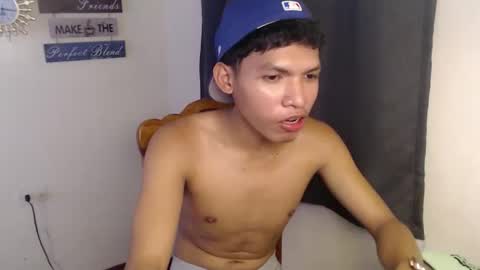 janlloyd04 online show from 10/03/25, 08:00