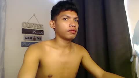 janlloyd04 online show from 11/05/25, 11:27