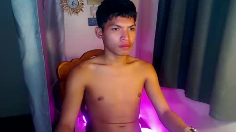 janlloyd04 online show from 03/08/26, 08:18